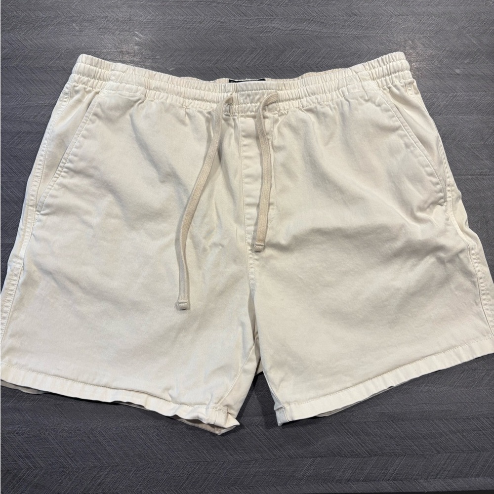 Todd Snyder weekend shorts